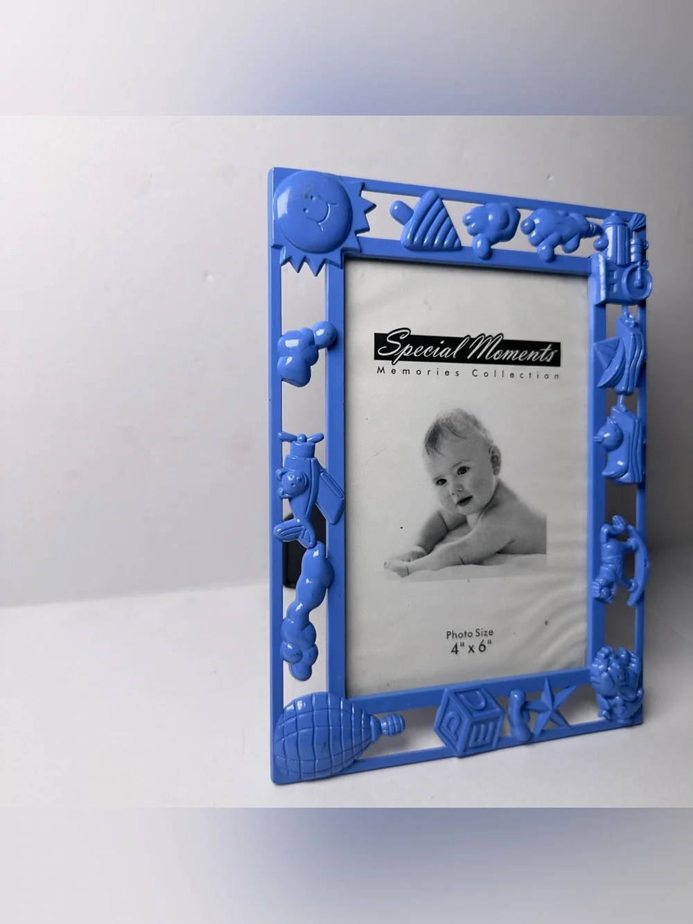 Vintage RARE Baby Photo Frame 4x6 3D Embossed Toys Nursery Room Keepsake Blue